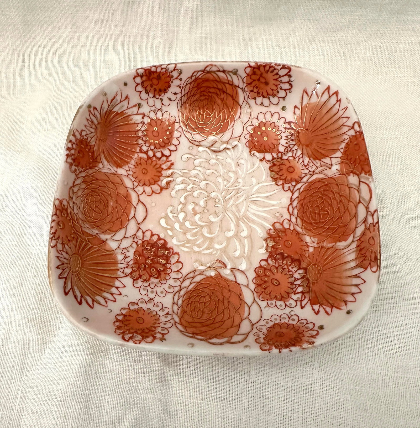 Mid 20th Century Kutani Orange/Gold Chrysanthemum Floral Dish - 2