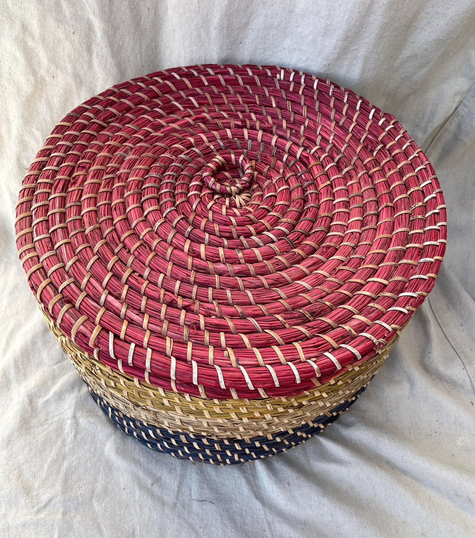 Vintage Med. Size Straw Coiled Multi-Color Basket - 2