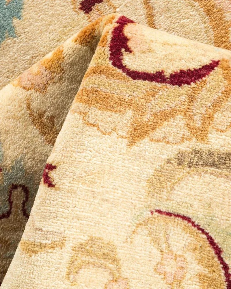 Mogul Collection Hand-Knotted Area Rug - Ivory 4' 7" x 7' 4" - 7