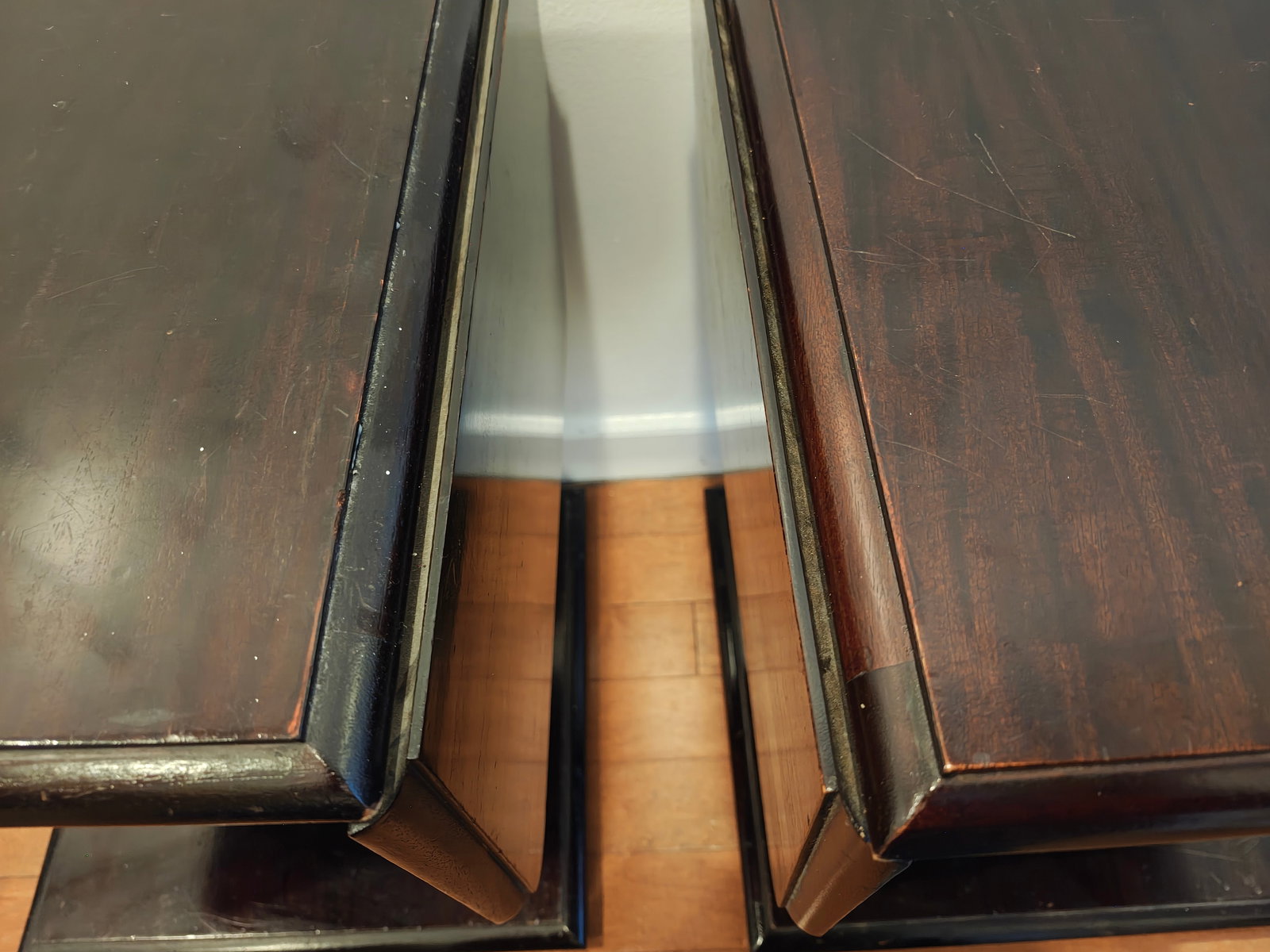 Thomas O'Brien Davis Mahogany Drop Leaf Side Tables - A Pair - 11