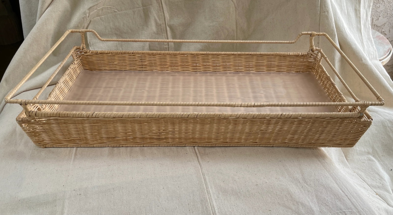 Vintage Rectangle Wicker Basket W/Plastic Insert - 8