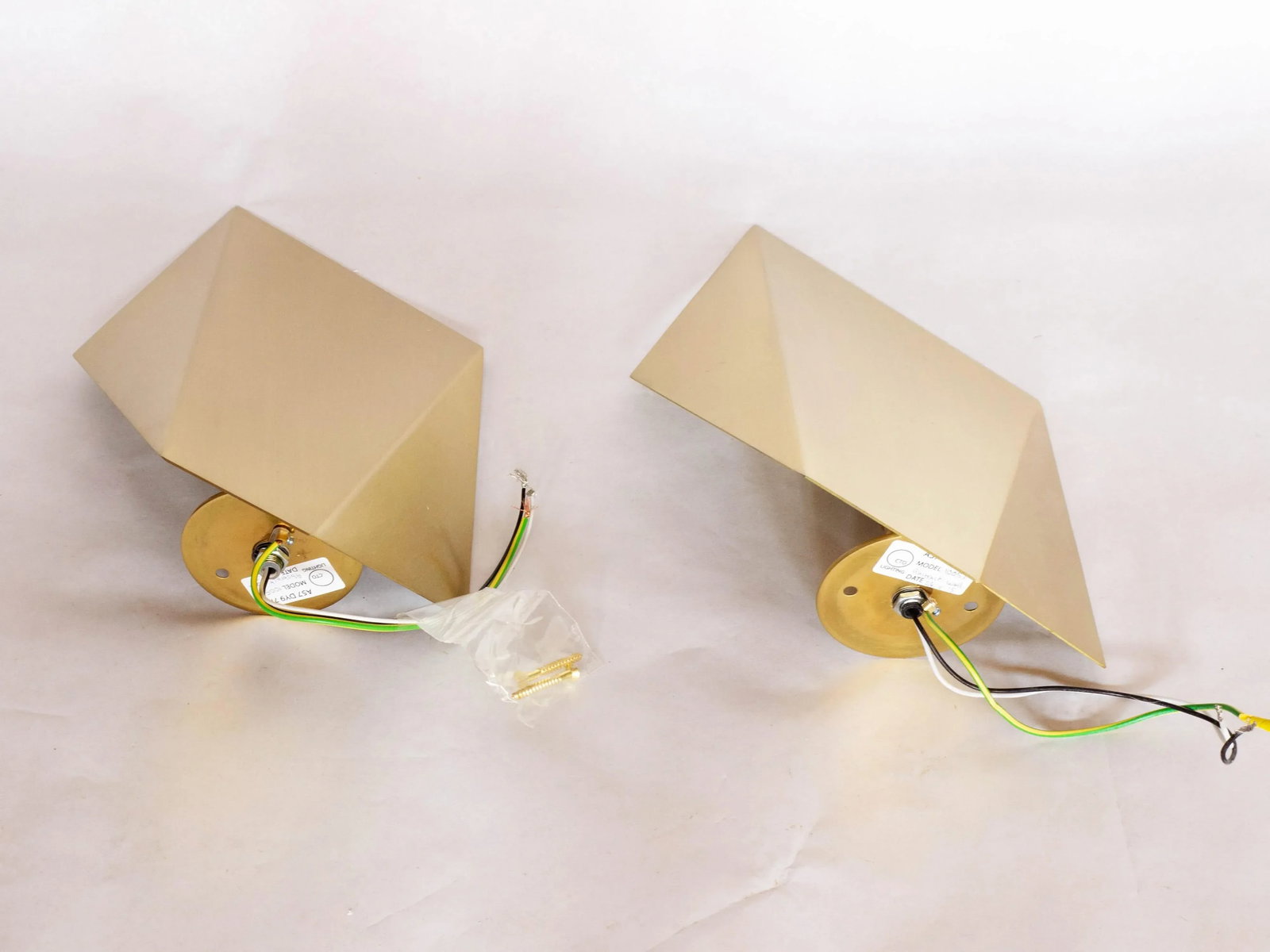 Pair of Contemporary Brass Abstract Folded Sconces - 3