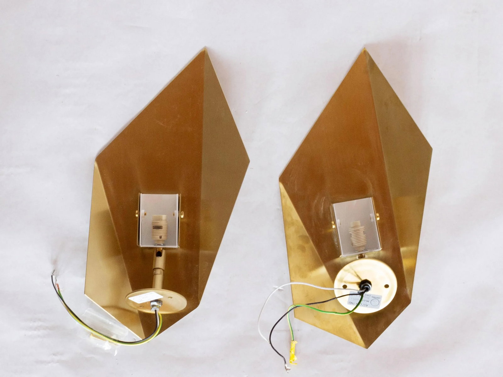 Pair of Contemporary Brass Abstract Folded Sconces - 5