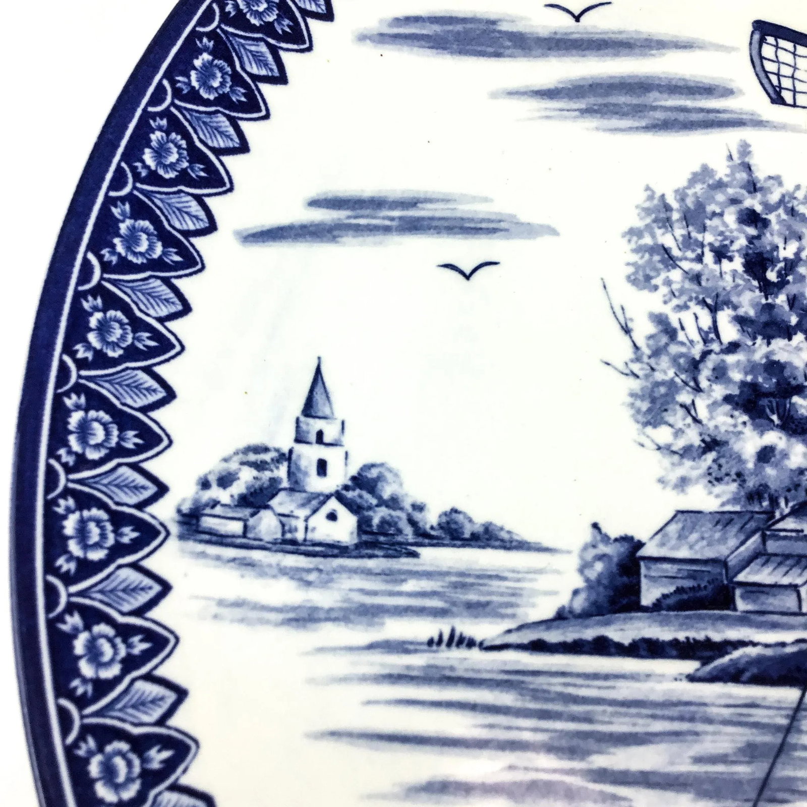 Large Vintage Porcelain Delftware Plate - 9
