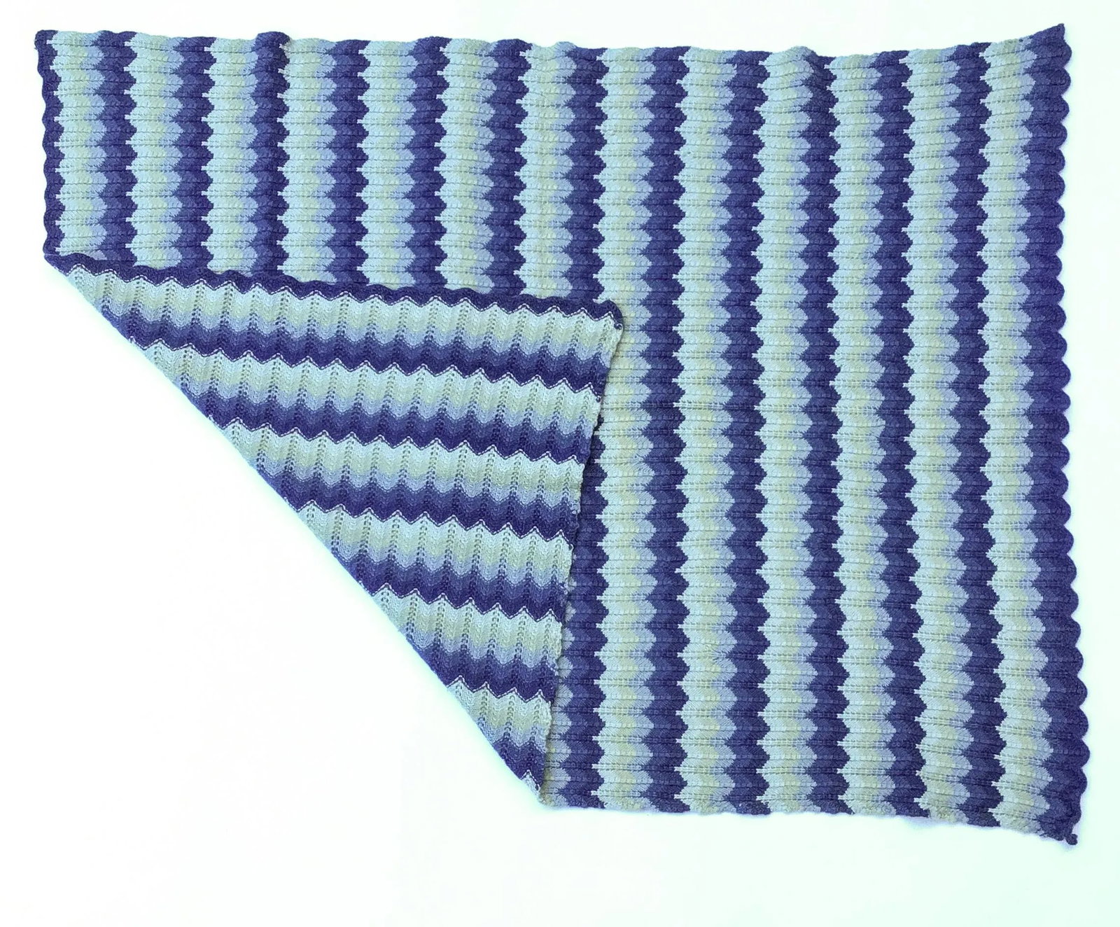 Vintage Wool Hand Knitted Chevron Design Throw - 2