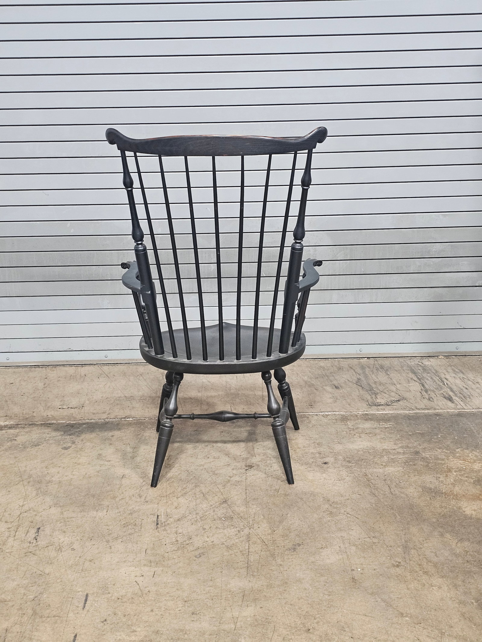 d.r. Dimes Black Fan Back Carved Windsor Arm Chair Bench Made New Hampshire - 9