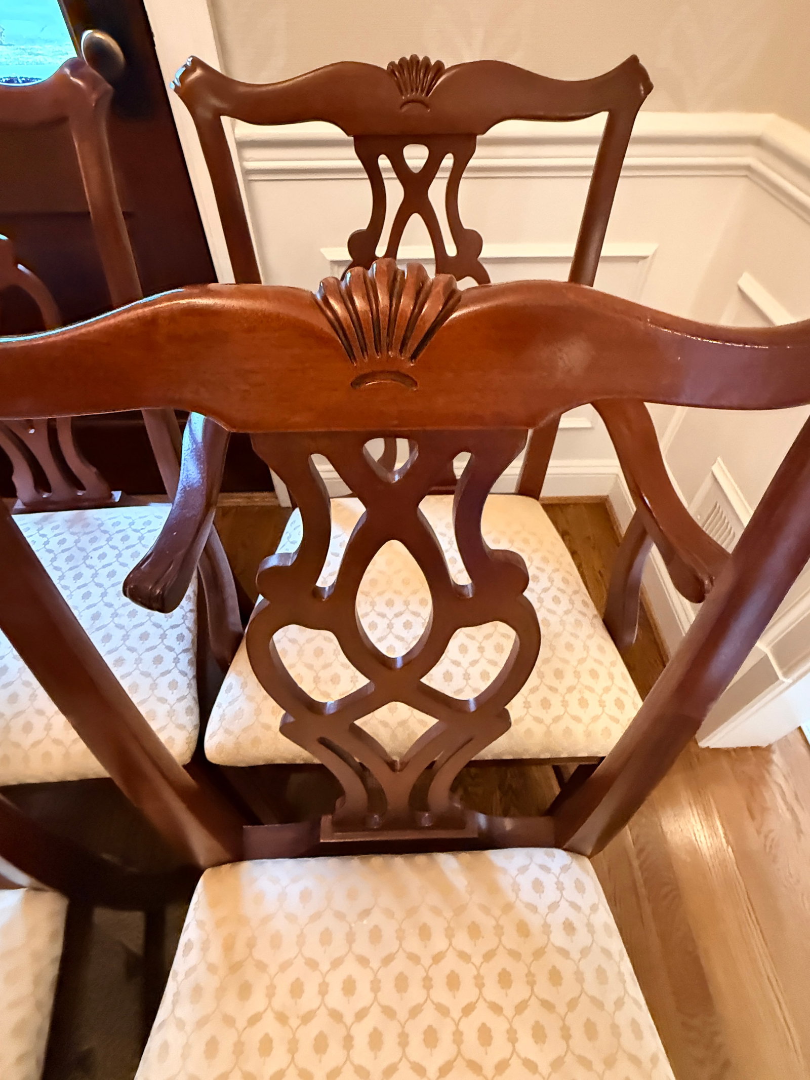 Set of 8 Thomasville Winston Court Chippendale Chairs - 3