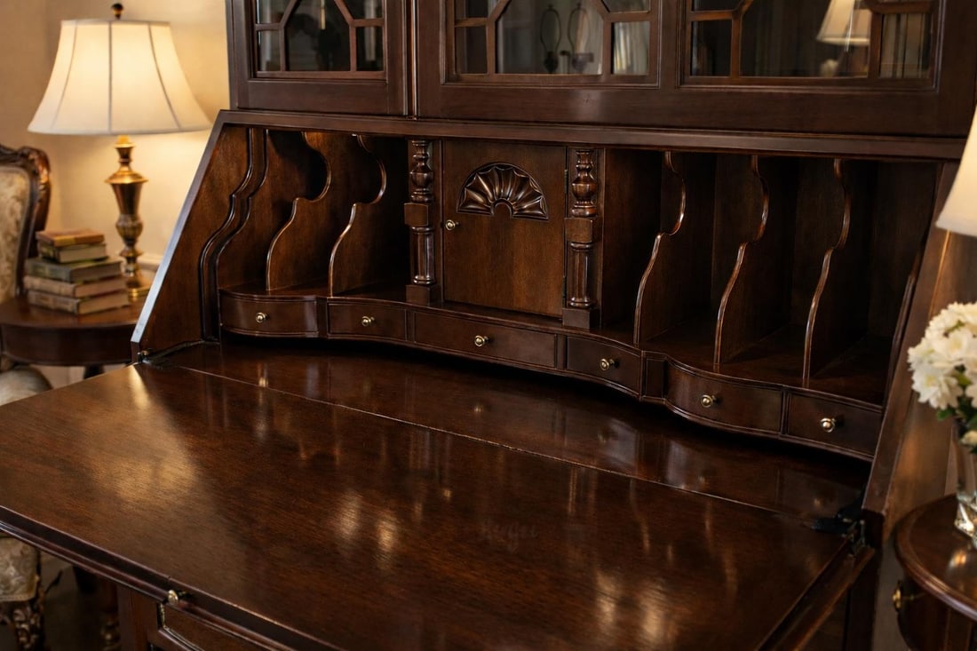 1930s–1940s Northwestern Furniture Co. Mahogany Serpentine Secretary Bookcase Desk - 4