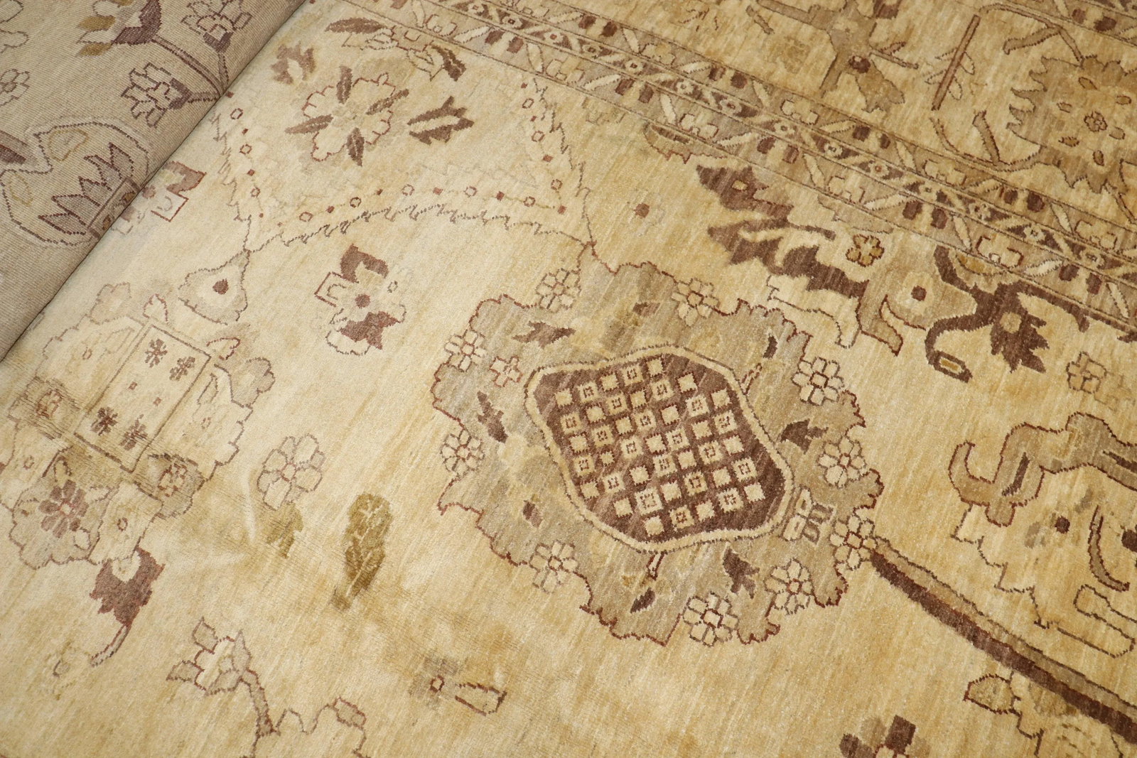Palace Size Pishawar Rug, 15'1'' X 24'5'' - 10