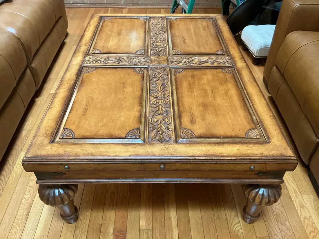 Vintage Indonesian Hand-Carved Wood Coffee Table With Floral Cross Motif - 6