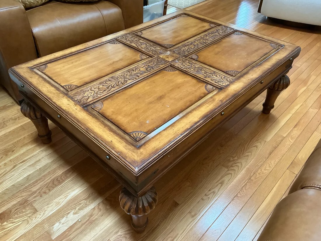 Vintage Indonesian Hand-Carved Wood Coffee Table With Floral Cross Motif - 7