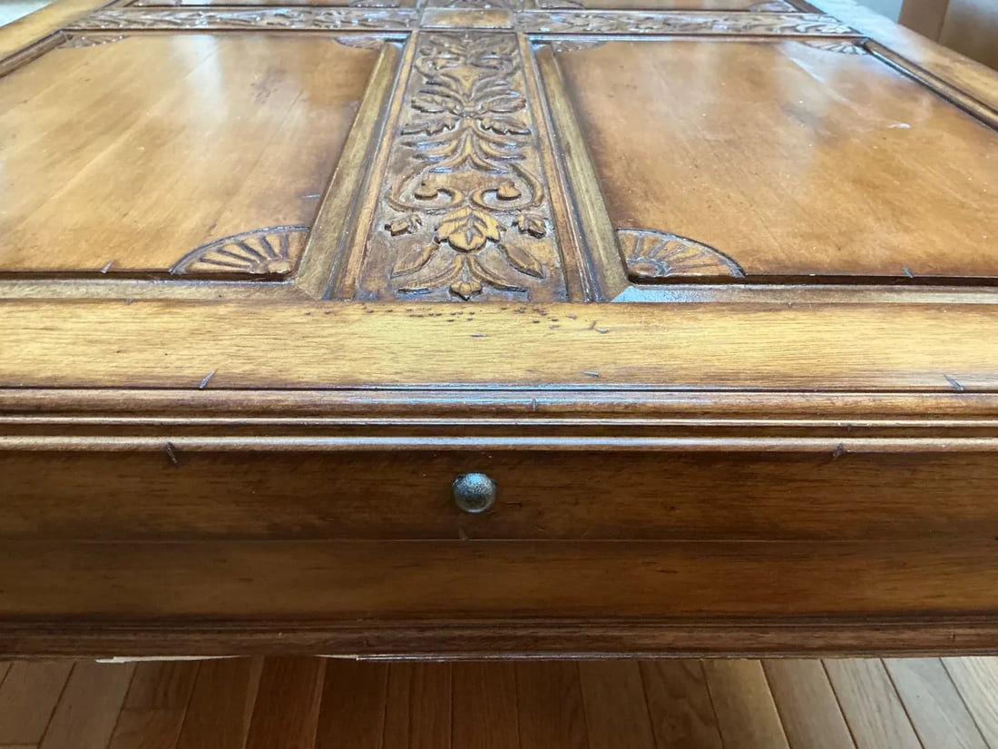 Vintage Indonesian Hand-Carved Wood Coffee Table With Floral Cross Motif - 8