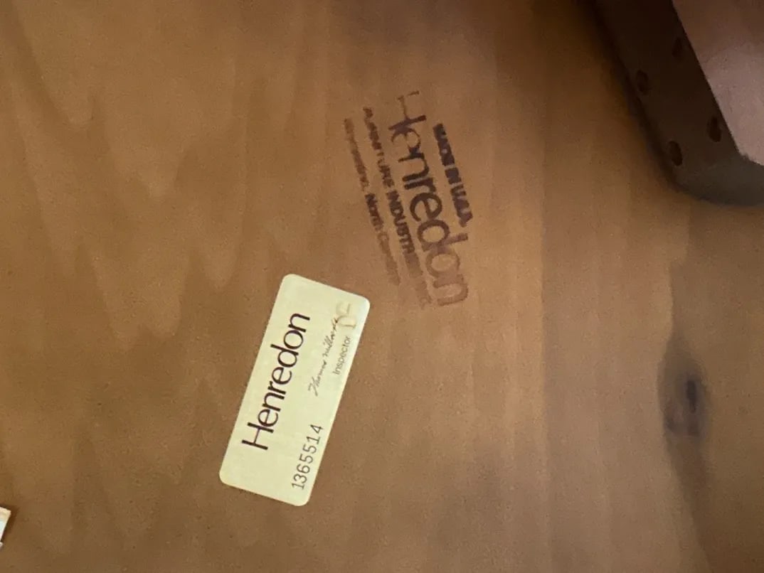 Vintage Henredon French Provincial Round Accent Table - Ornate Carved Wood Side Table - 5