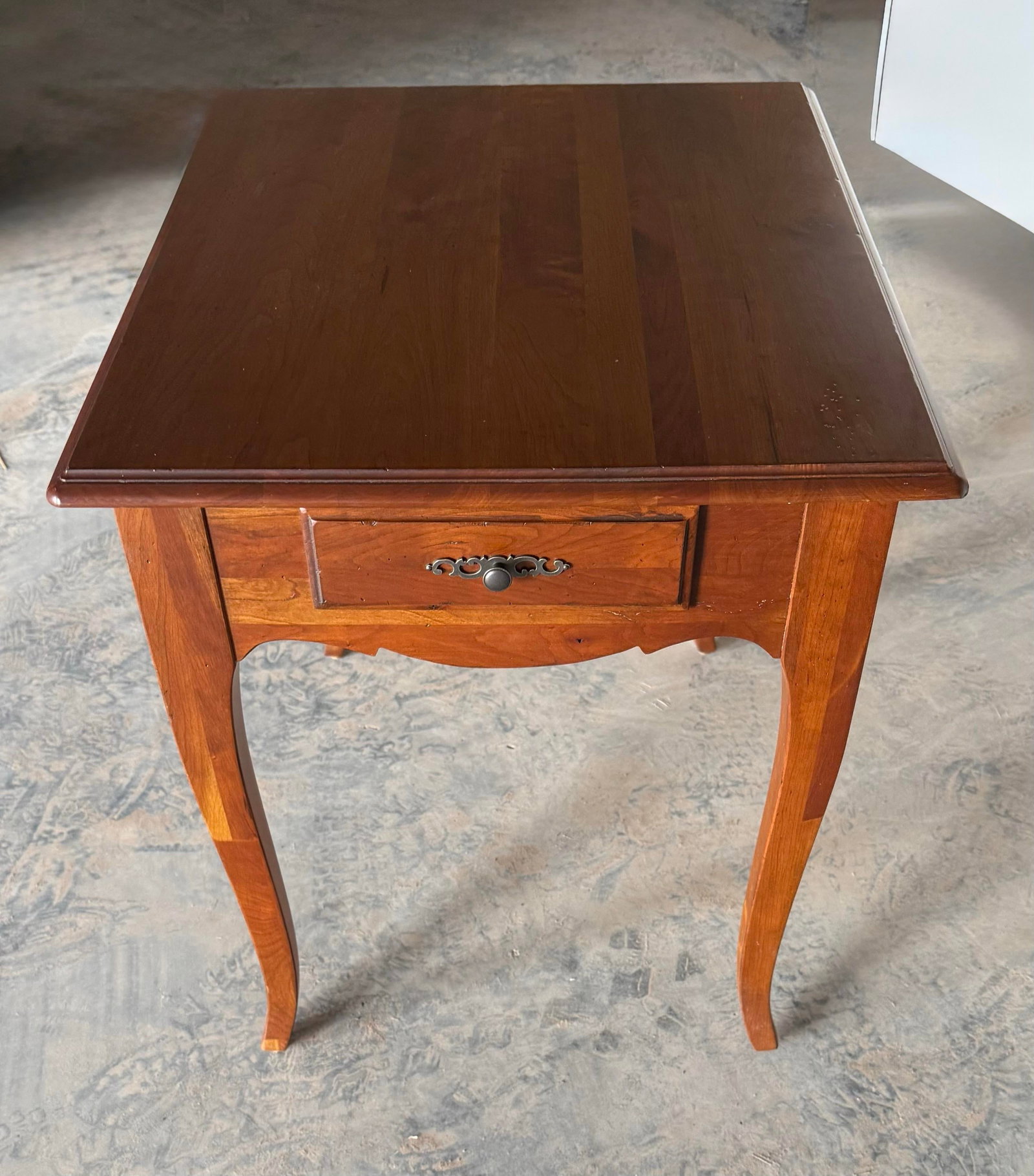 Mid 20th Century Ethan Allen Madison French Country Side Table - 7
