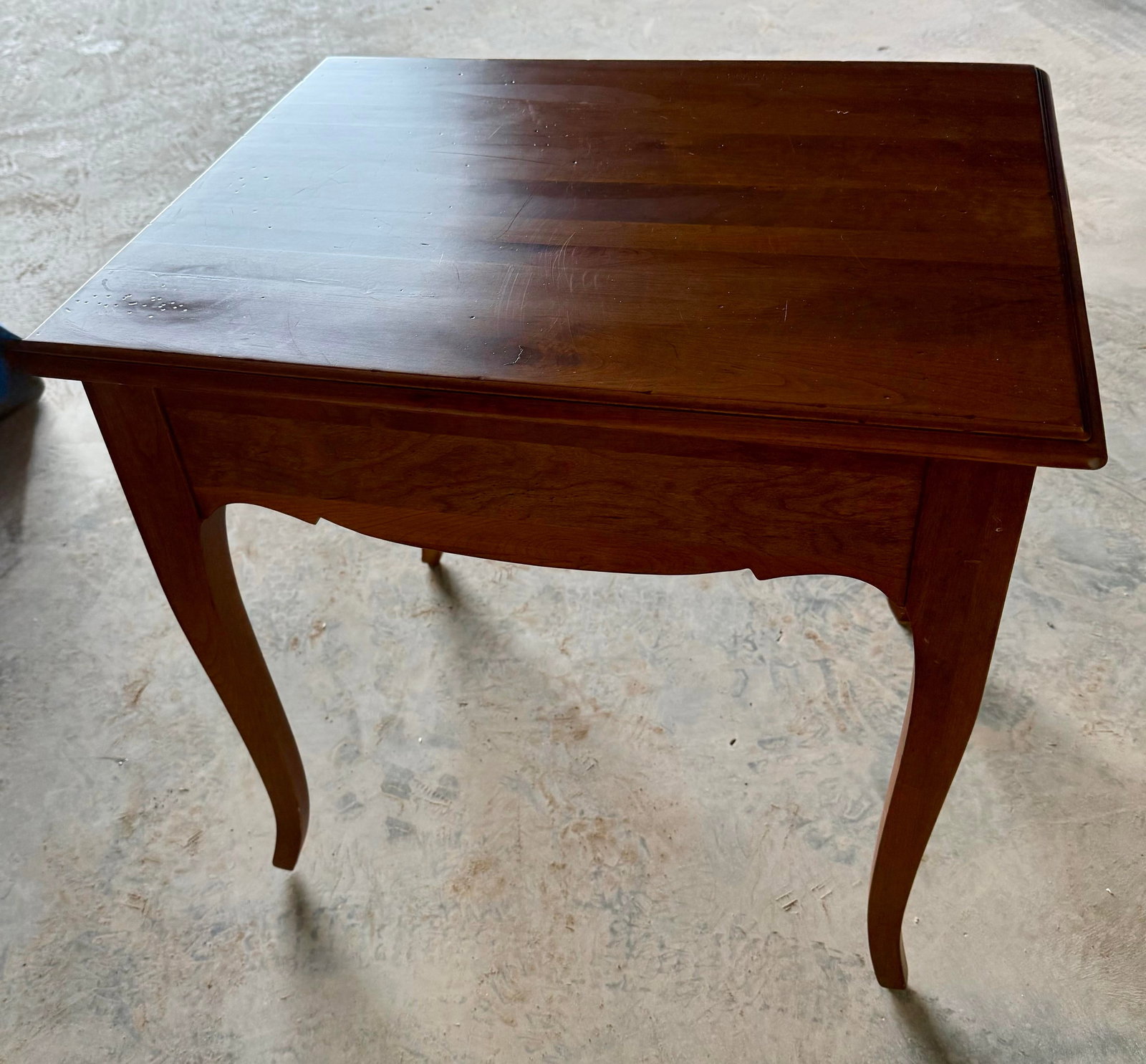 Mid 20th Century Ethan Allen Madison French Country Side Table - 8