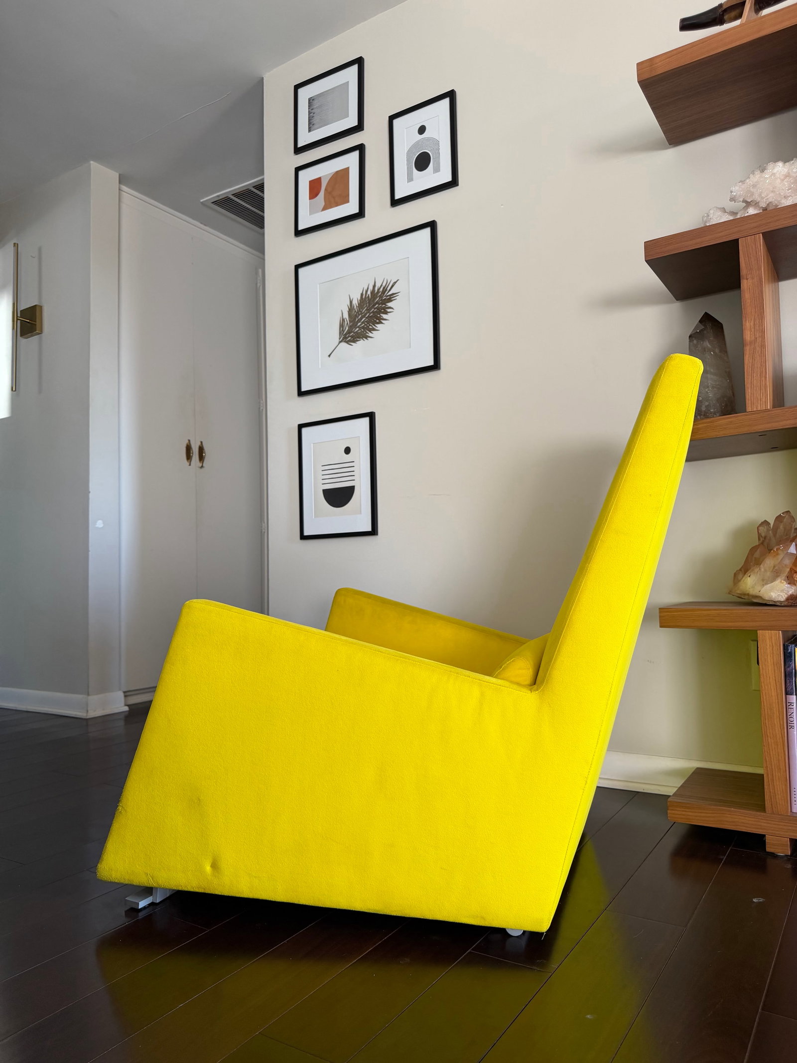 Late 20th Century Ligne Roset Bold Yellow Chartreuse Microfiber Suede Lounge Chair, Made in France - 4