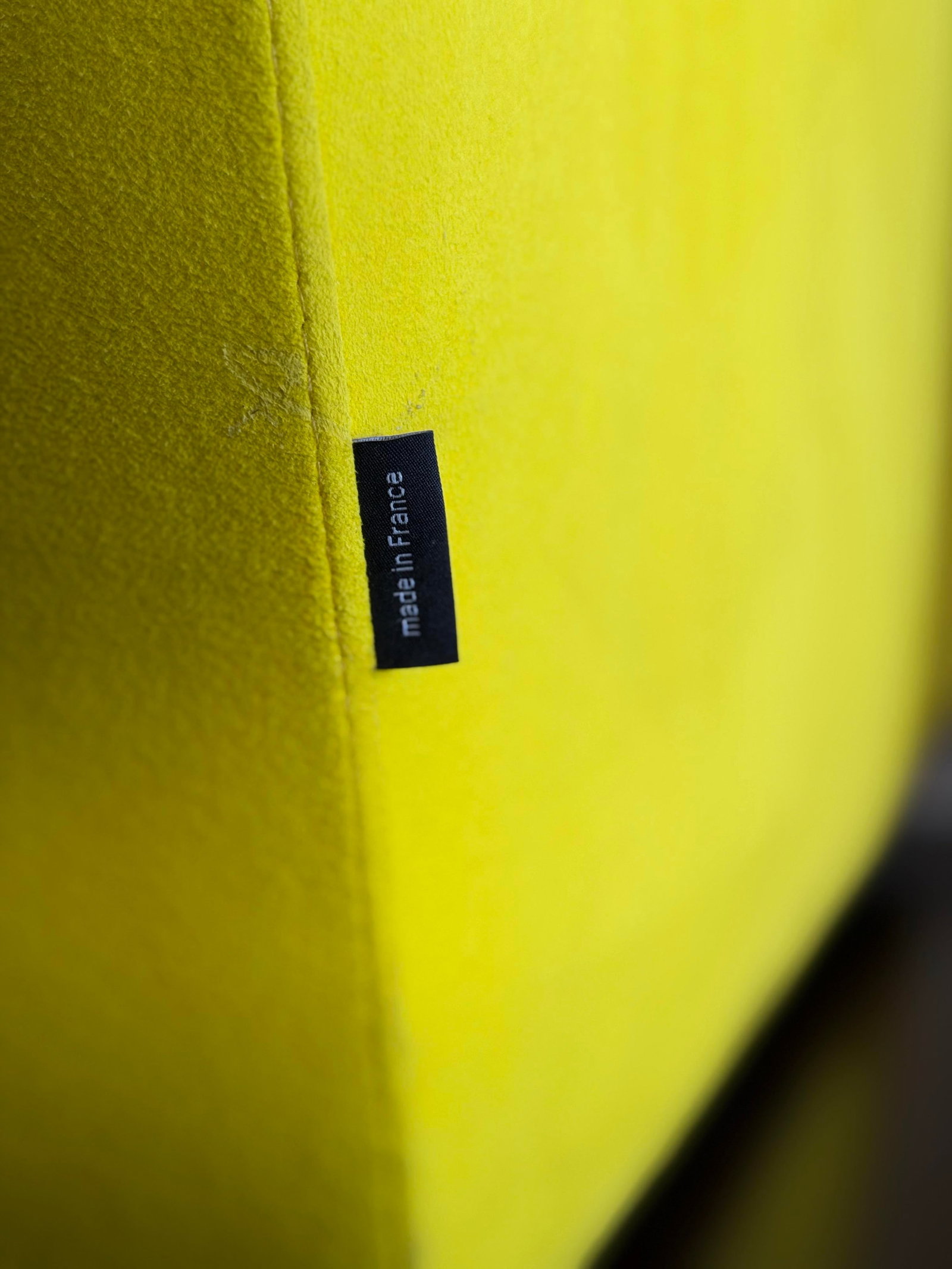 Late 20th Century Ligne Roset Bold Yellow Chartreuse Microfiber Suede Lounge Chair, Made in France - 8