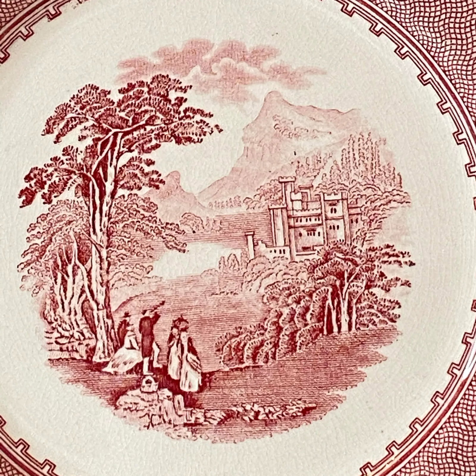 Mid-Century Royal Staffordshire Jenny Lind Pink Dinner Plate - 2