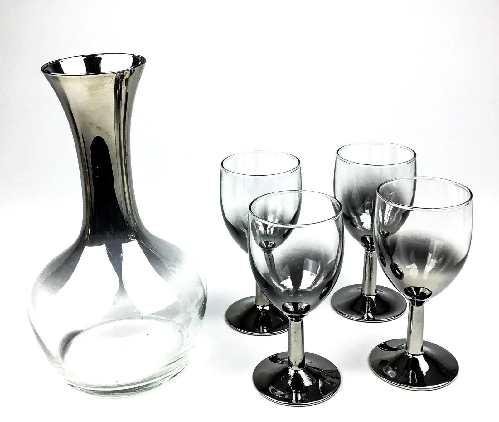 Dorothy Thorpe Style Silver Rimmed Decanter & Glasses - Set of 5 - 13