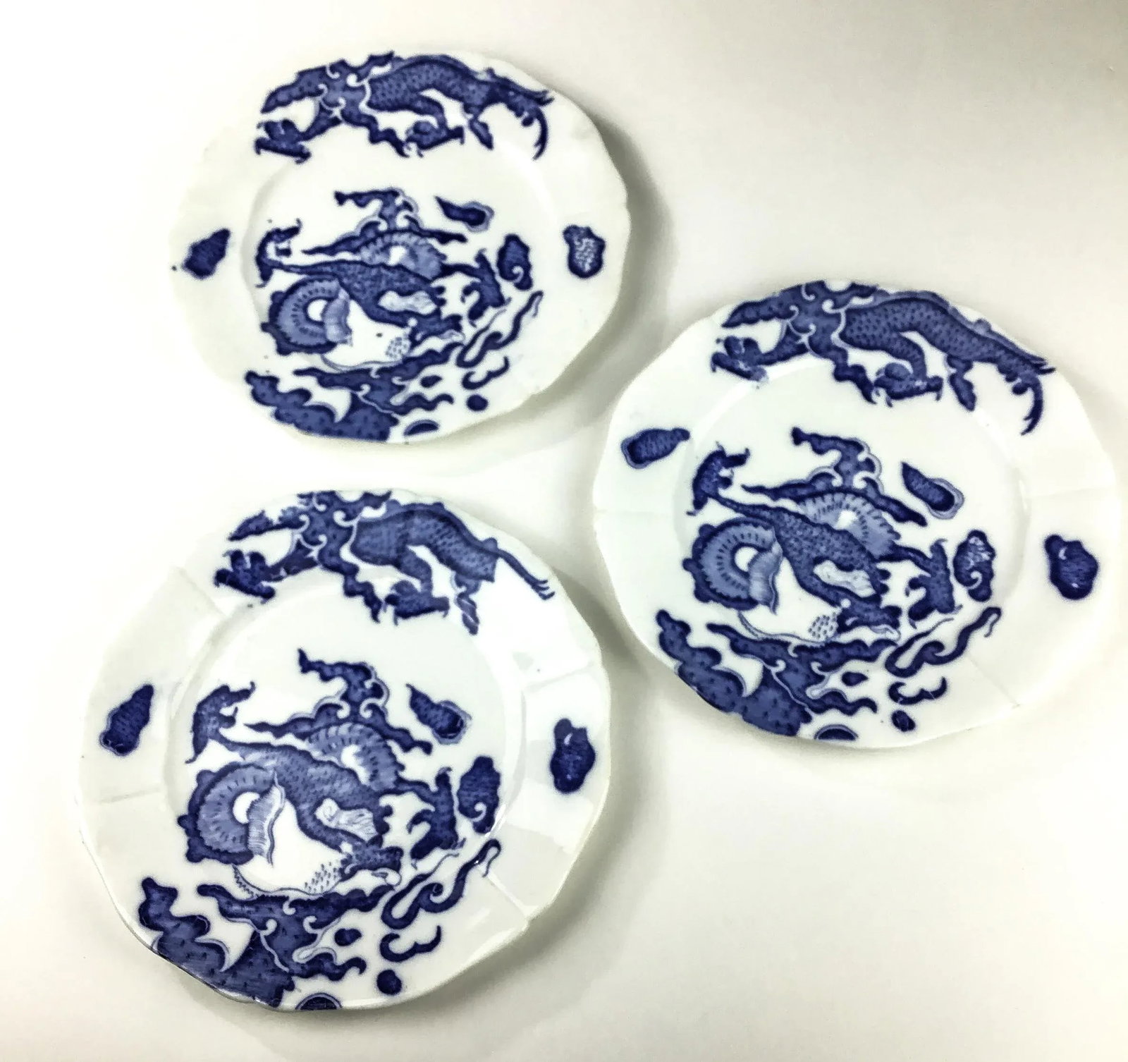 Antique Dragon Design Porcelain Plates - Set of 3 - 4