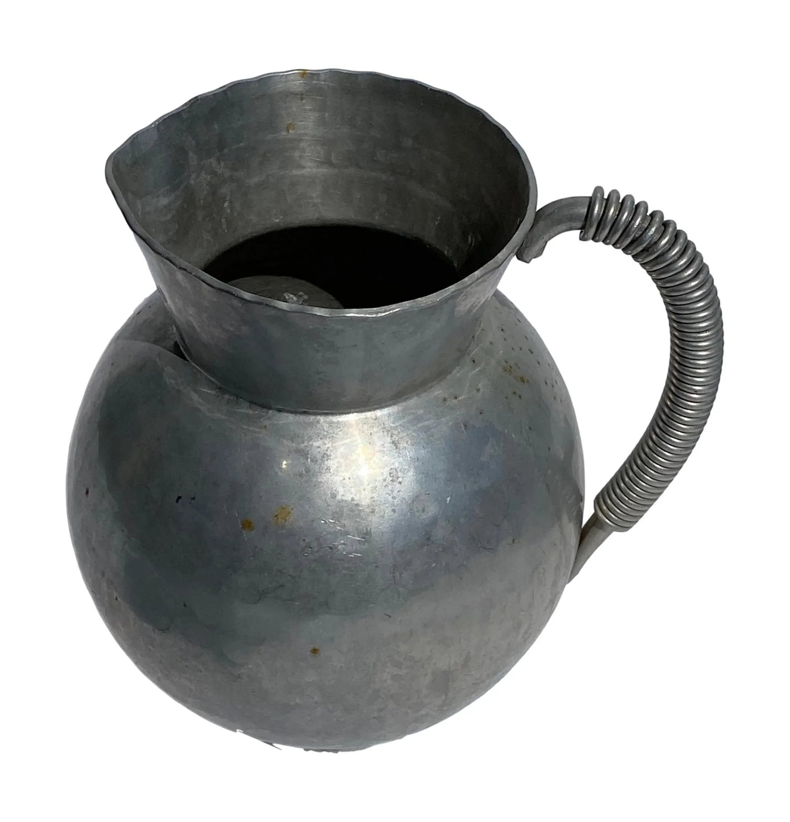 1930s Vintage Bw Buenlium Hammered Aluminum Pitchers - 2 Pieces - 3