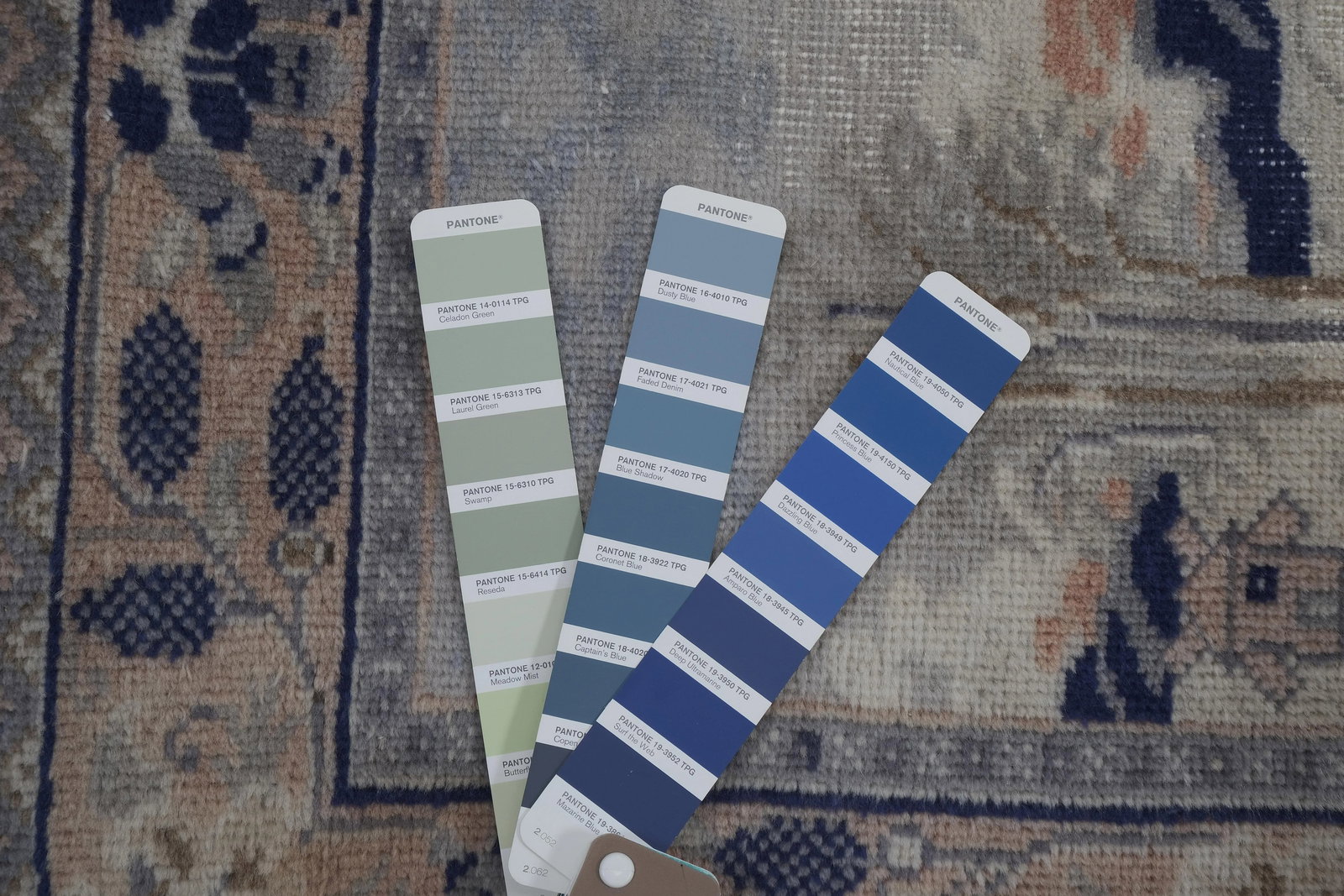 Vintage Village Pictorial Turkish Rug 3'8'' X 4'10'' - 12