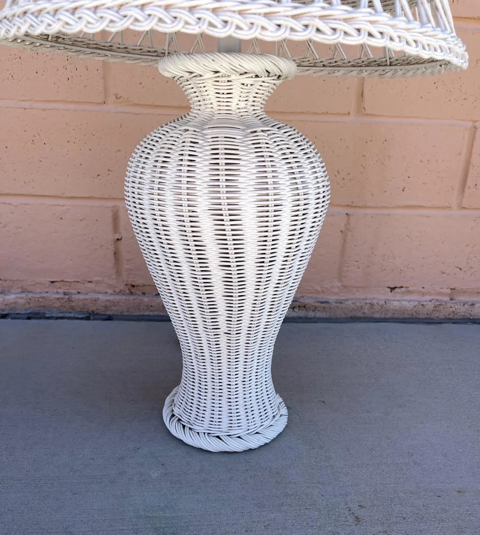 Vintage Boho Shabby Chic White Wicker Table Lamp With Shade - 5