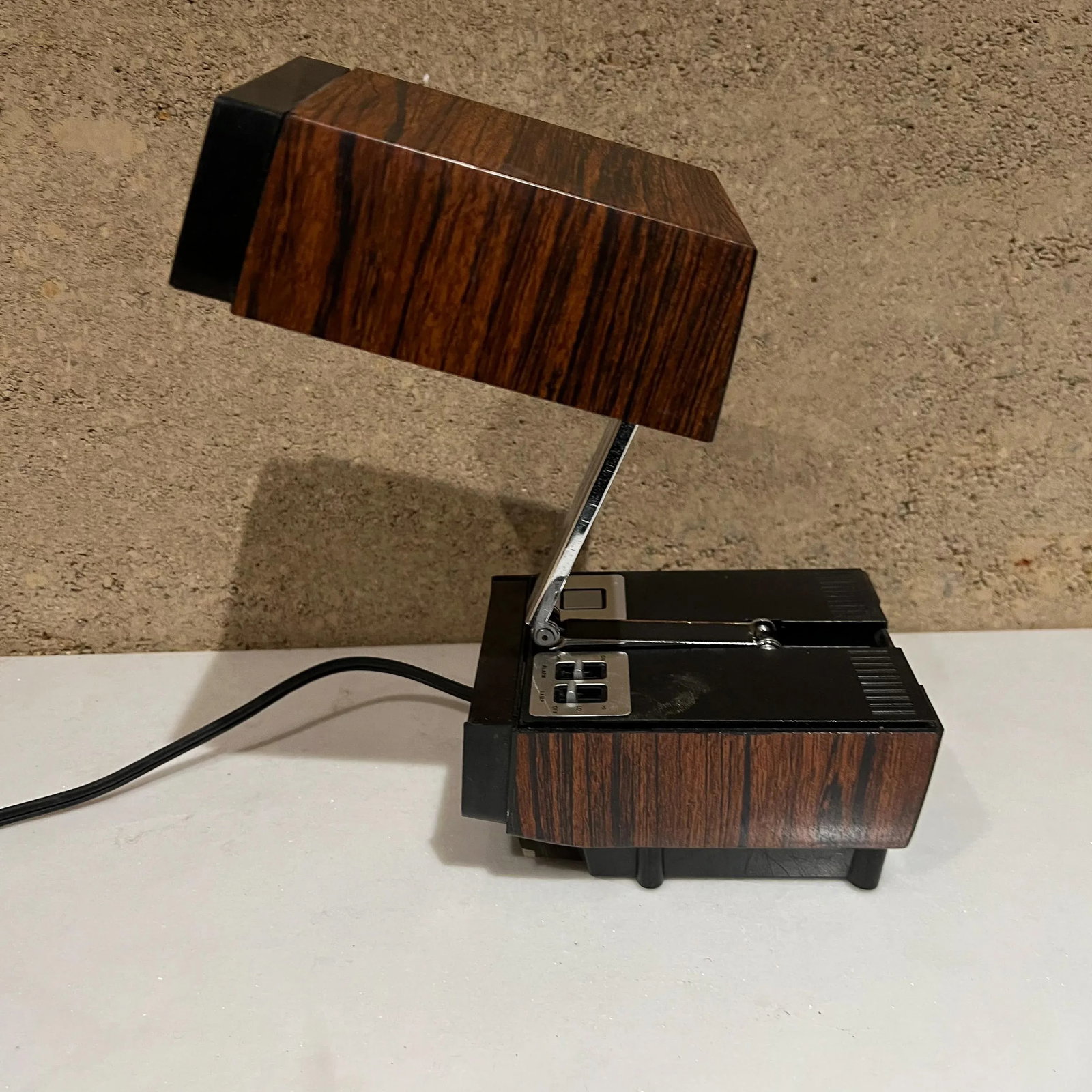 1970s Cosmo Time Folding Portable High Intensity Desk Lamp & Digital Alarm Clock - 2