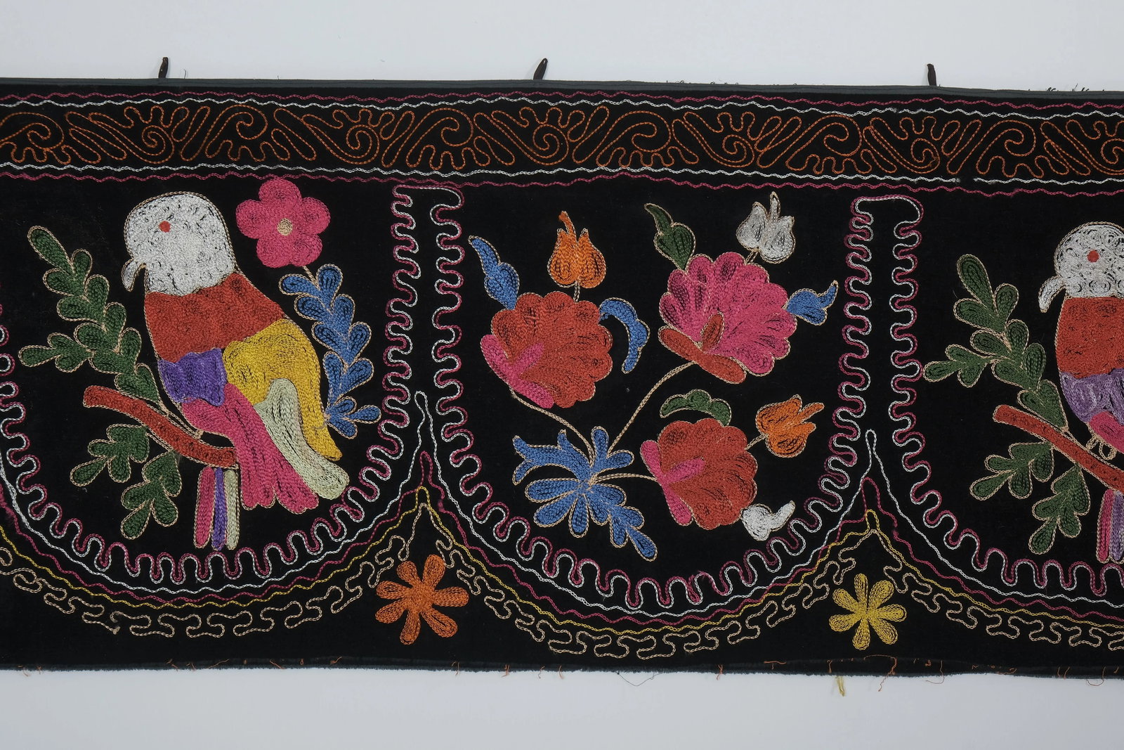 Animal Maotifs Suzani Velvet Table Runner - 5