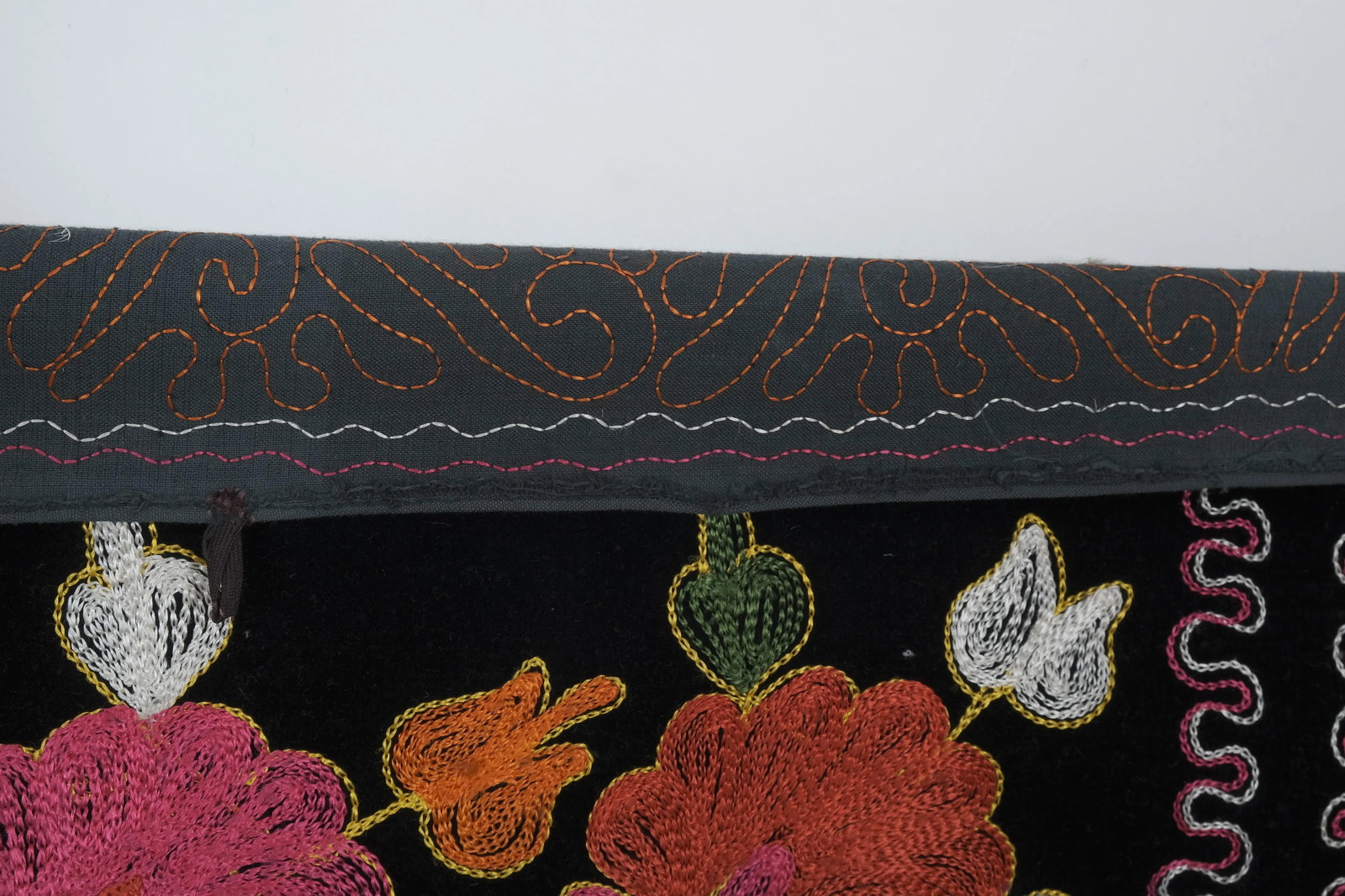 Animal Maotifs Suzani Velvet Table Runner - 6