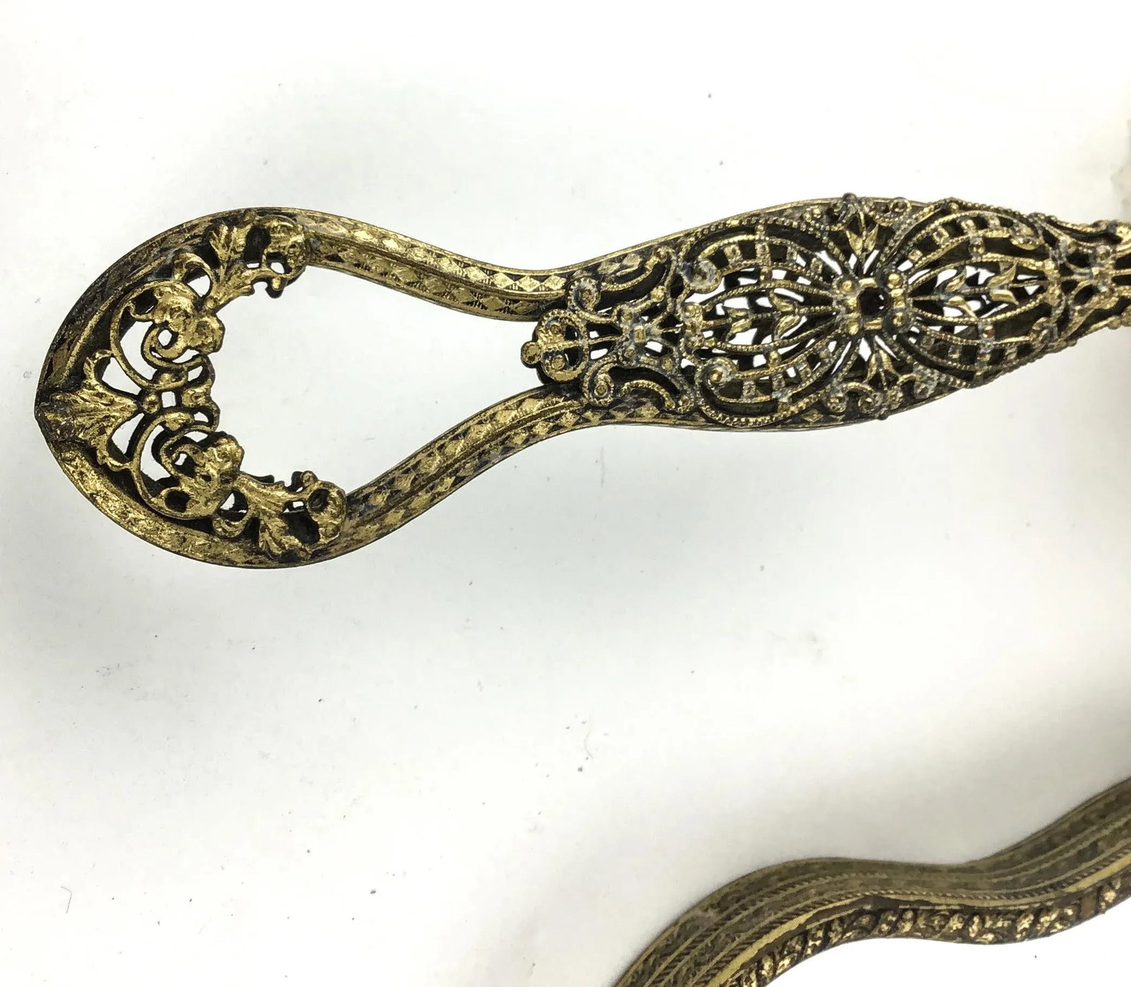 Antique His & Hers Victorian Hand Mirror 3 Piece Brush Set - 7