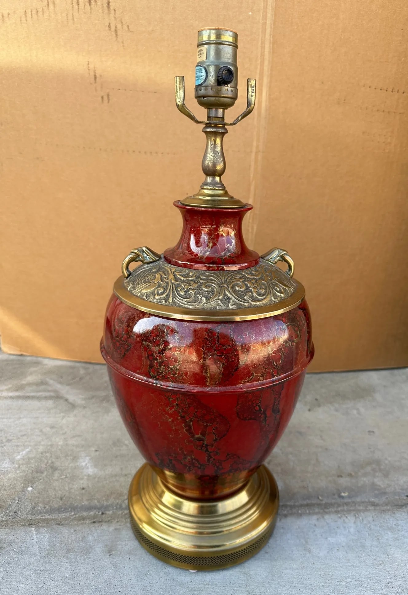 Vintage Mark Thomas Brass Urn Table Lamp - 5
