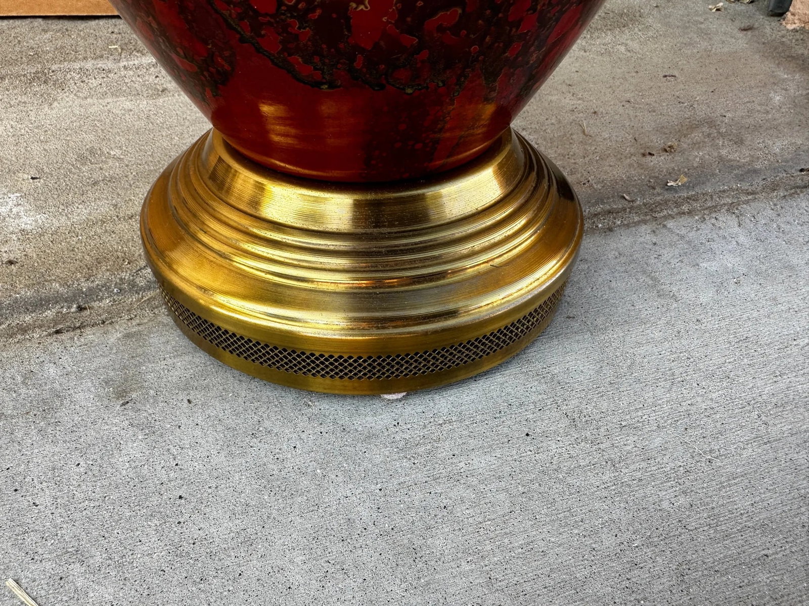 Vintage Mark Thomas Brass Urn Table Lamp - 7