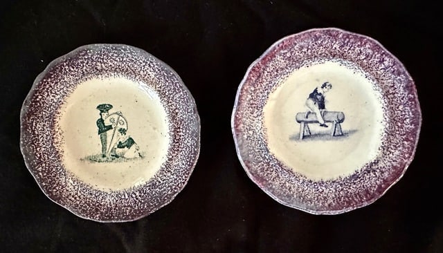 12 Small 19th C. Spatterware Child’s Plates - 7
