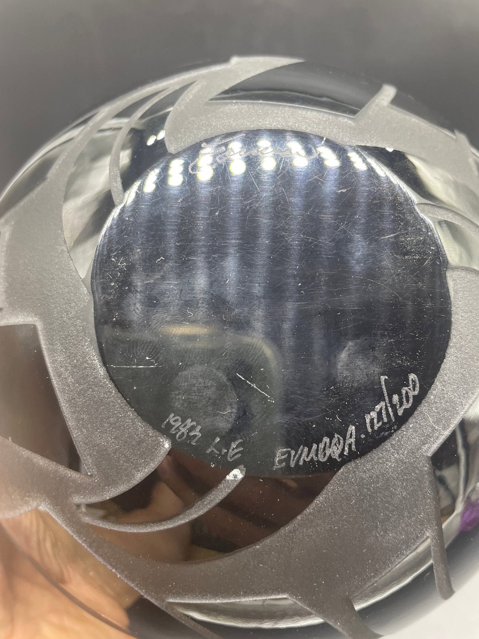 STEVEN CORREIA BLACK VASE SIGNED NUMBERED - 7