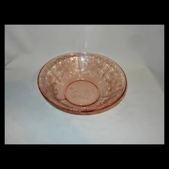 Sharon Pink Depression Glass Cabbage Rose Serving Bowl by Federal Glass (1 of 3)