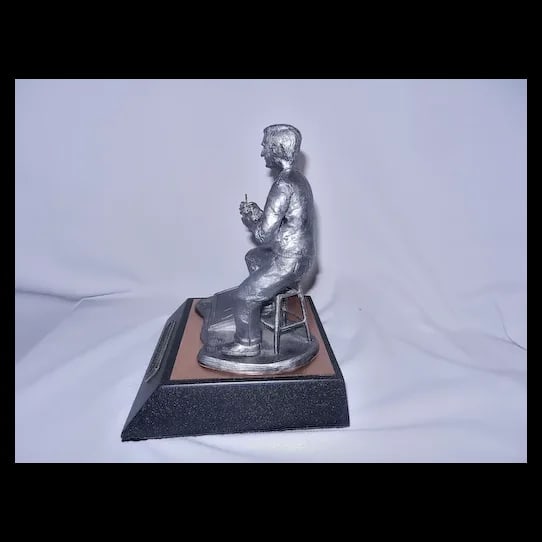 Commemorative Pewter Michael Ricker Statue 22 (1 of 8)