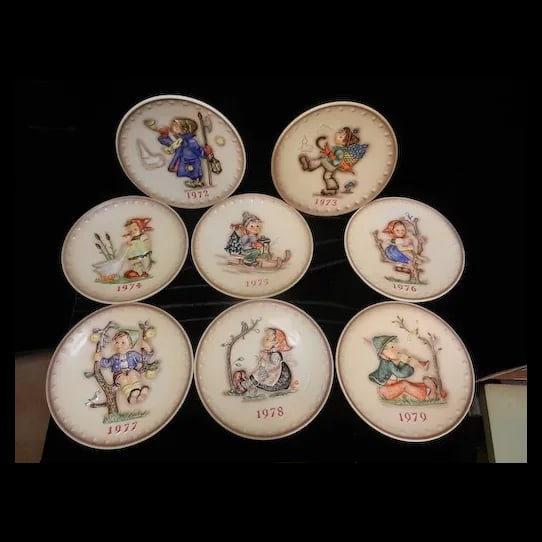 Vintage M.J. Hummel Yearly Plates Collection (1 of 10)