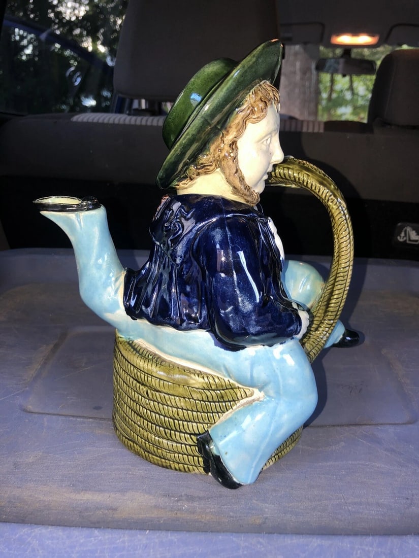 isle of man majolica teapot - 2