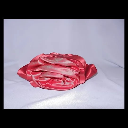 Vintage Whittall and Shon Red Hat Woven: This is a vibrant Vintage Whittall and Shon Red Hat. This woven hat features a bold red color and a stylish, wide-brimmed design. Whittall and Shon were known for their high-fashion hats in the late 2