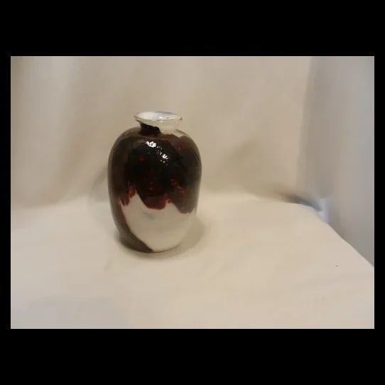 Vintage Signed Hand Blown Art Glass Vase (1 of 9)