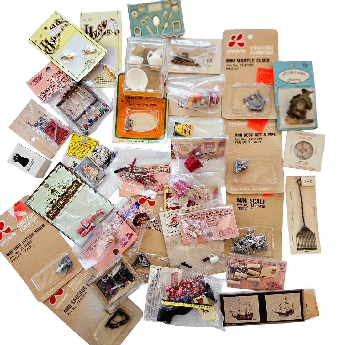 Large Mixture of New Old Stock Dollhouse Miniature Items in Original packaging (1 of 11)