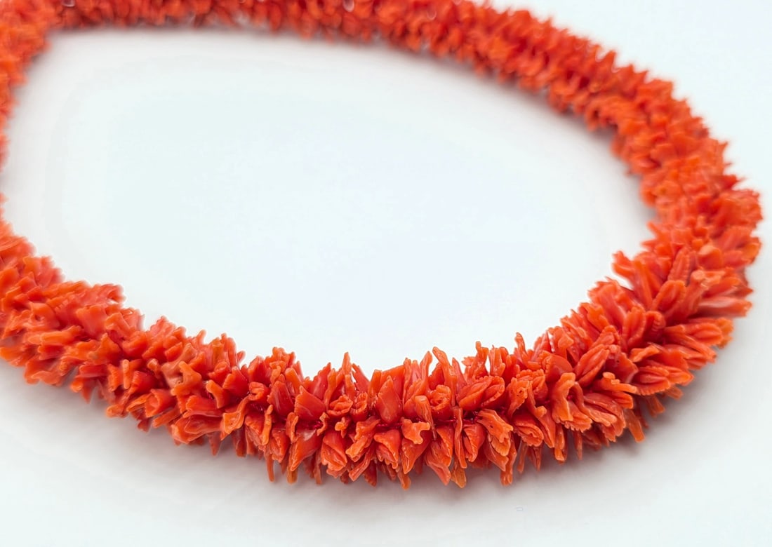 Extraordinary red coral necklace with 18kt gold clasp - 4