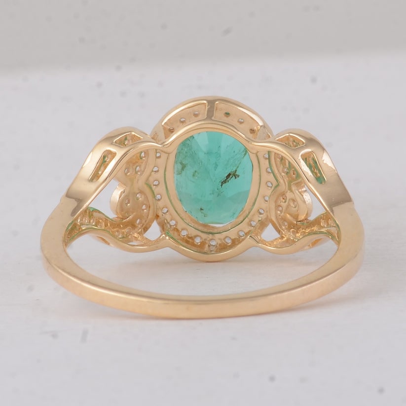 2.02 Ct Oval Emerald 9K Gold Ring - 4