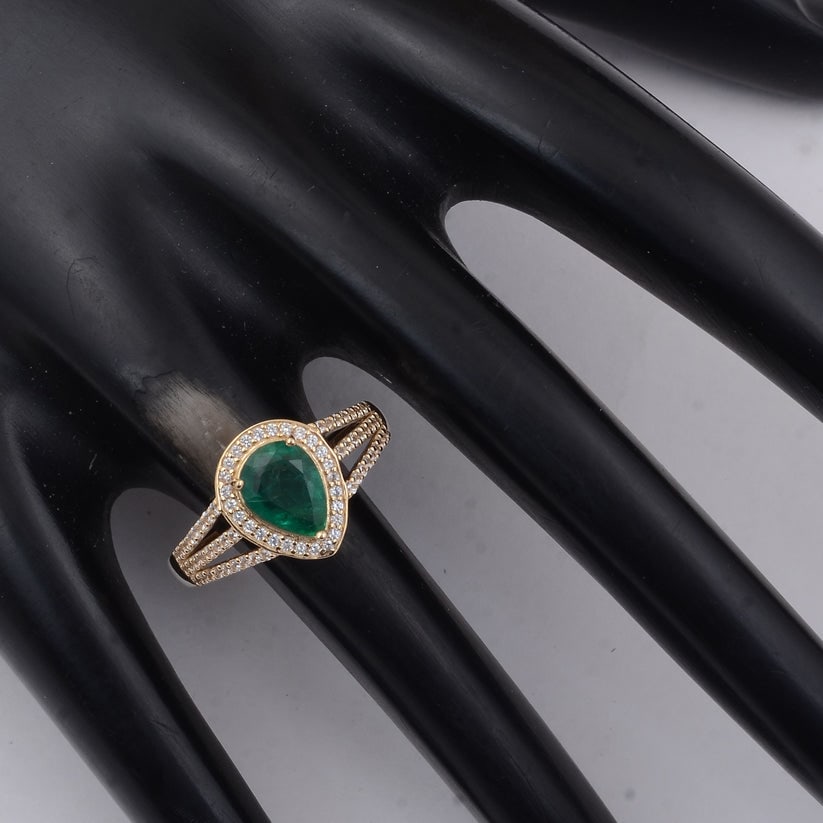 1.52 Ct Pear Emerald 9K Gold Ring - 2