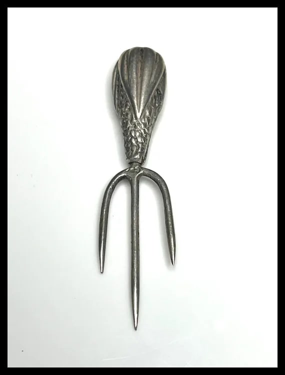 Vintage Sterling Silver Corn and the Cobb Fork - 3
