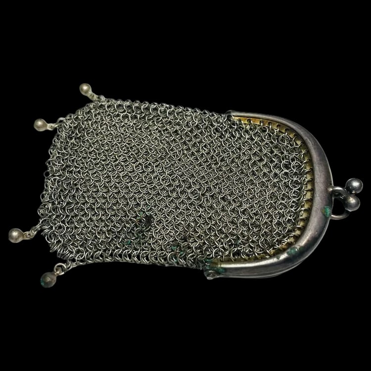 Vintage Sterling Silver Chainmail Two Compartment Coin Purse/ Pendant (1 of 10)