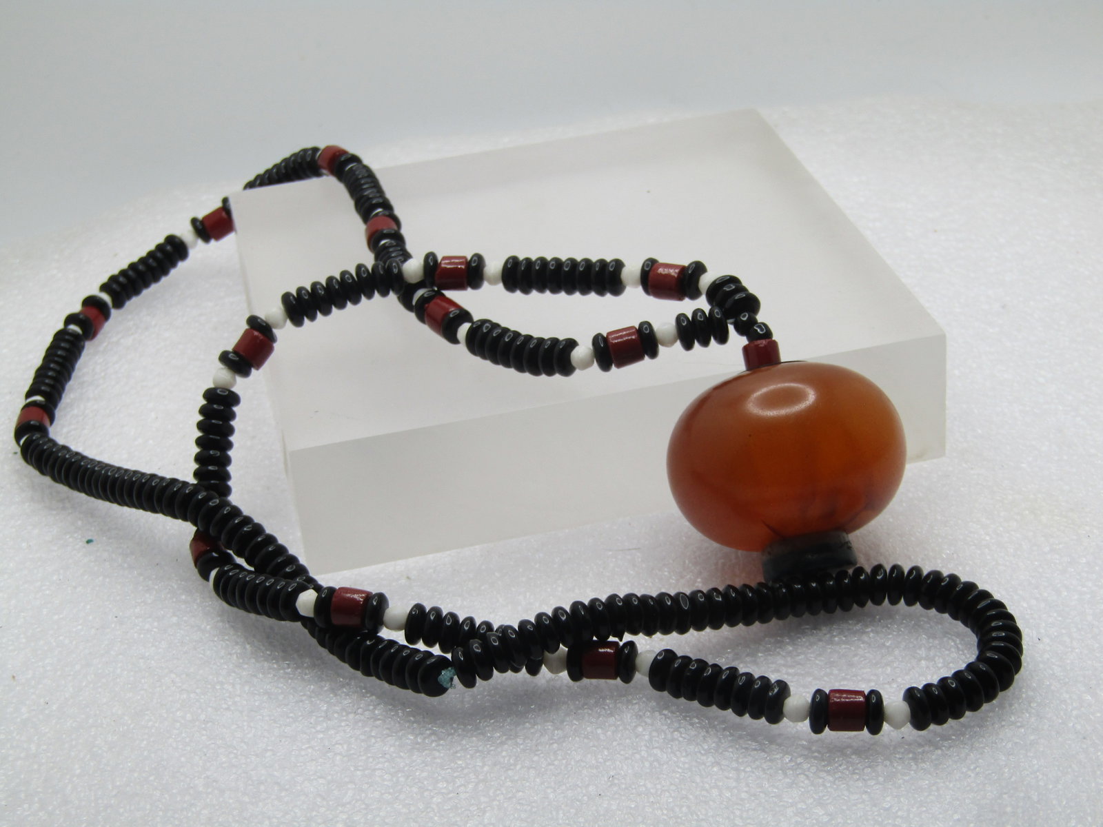 Vintage Bakelite Pendant Glass Beaded Necklace, 28", 1940's-1970's - 5