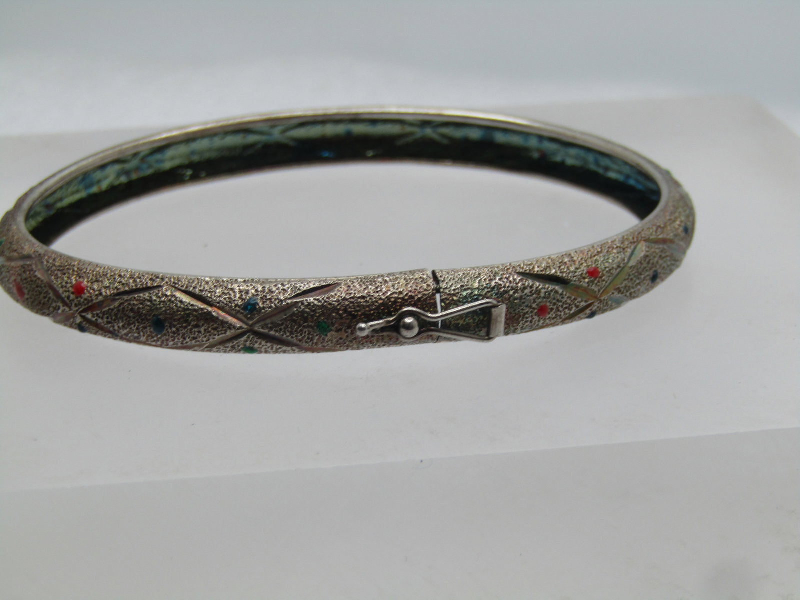 Vintage Avon Sterling Locking Bangle Bracelet. 7.5", Signed - 3