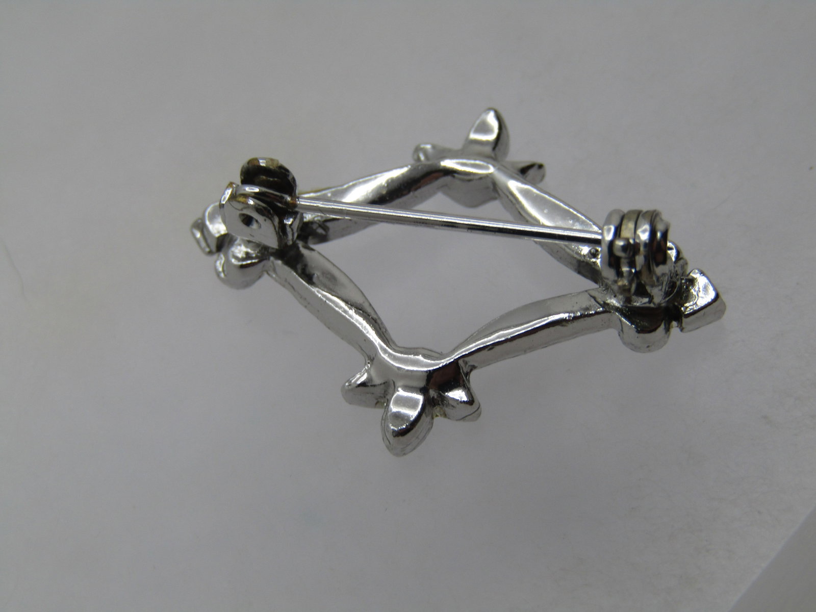 Vintage Rhinestone Open Rhinestone Brooch, Diamond Shape, 1960's - 4